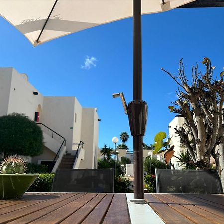 Corralejo Suite Pool & Gardens - Alisios Playa Exterior photo