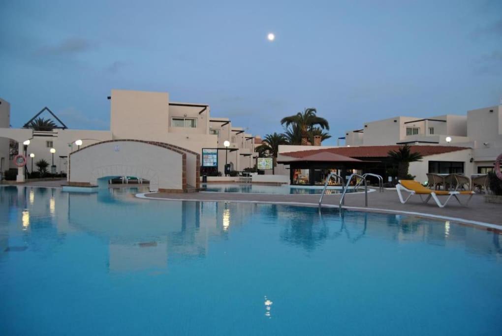 Corralejo Suite Pool & Gardens - Alisios Playa Exterior photo